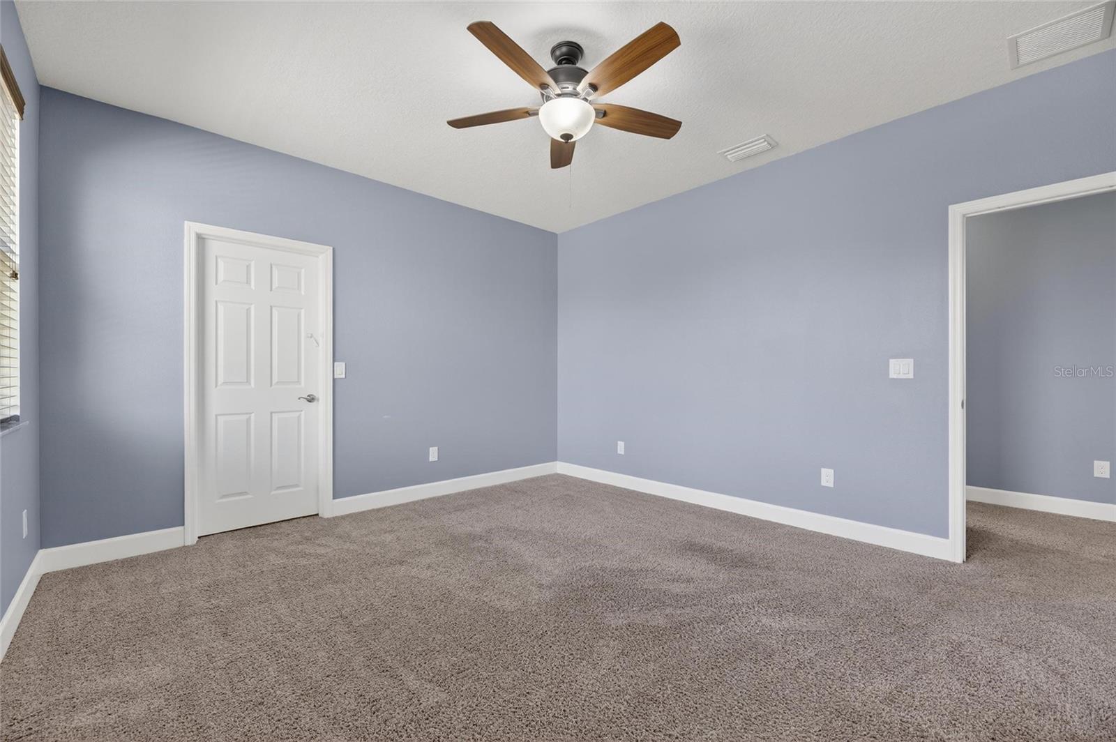 ADMIRAL POINTE AT MIRA BAY - Residential