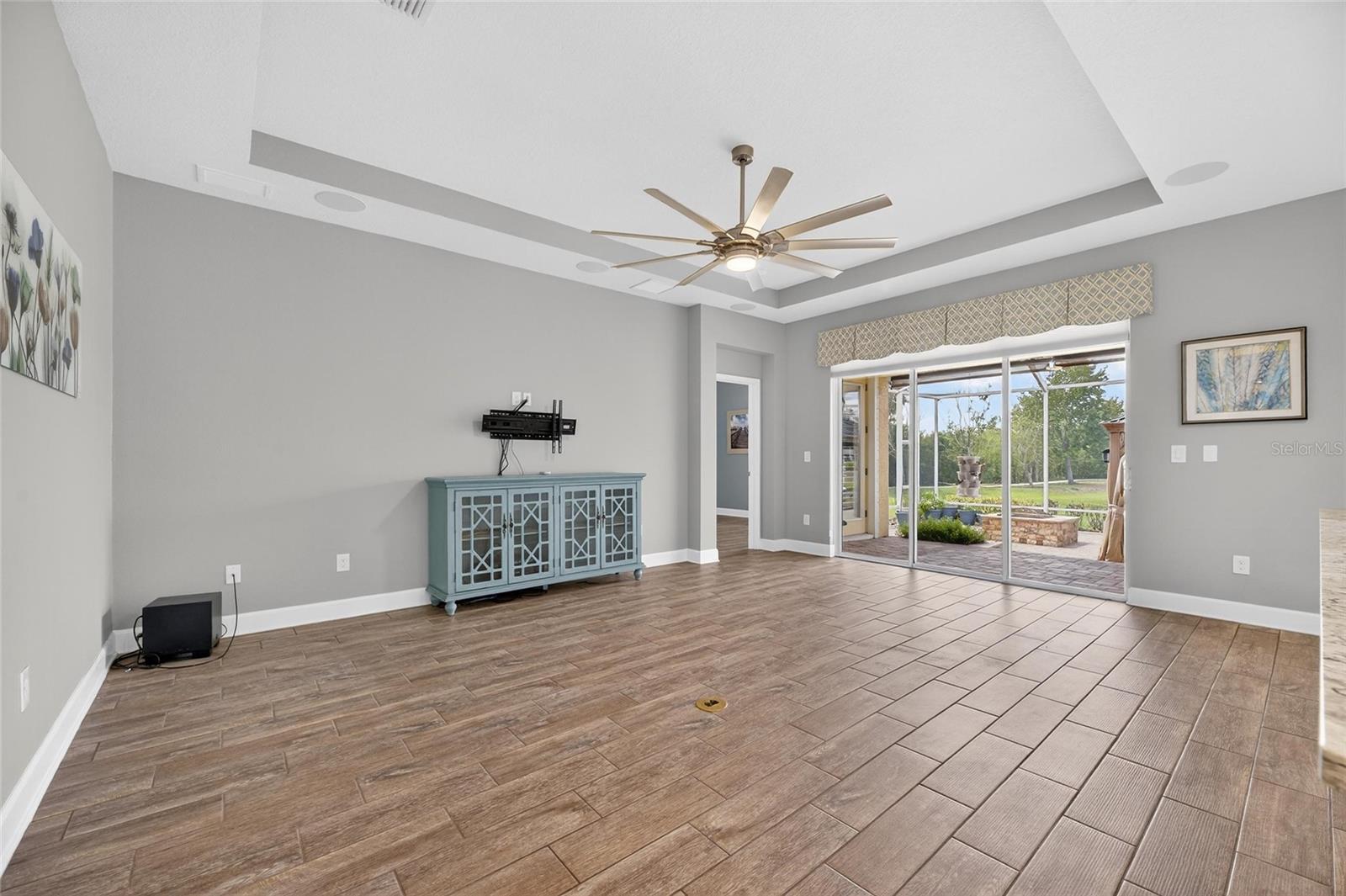 ADMIRAL POINTE AT MIRA BAY - Residential