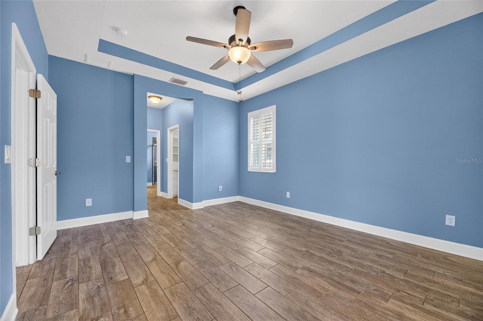 ADMIRAL POINTE AT MIRA BAY - Residential