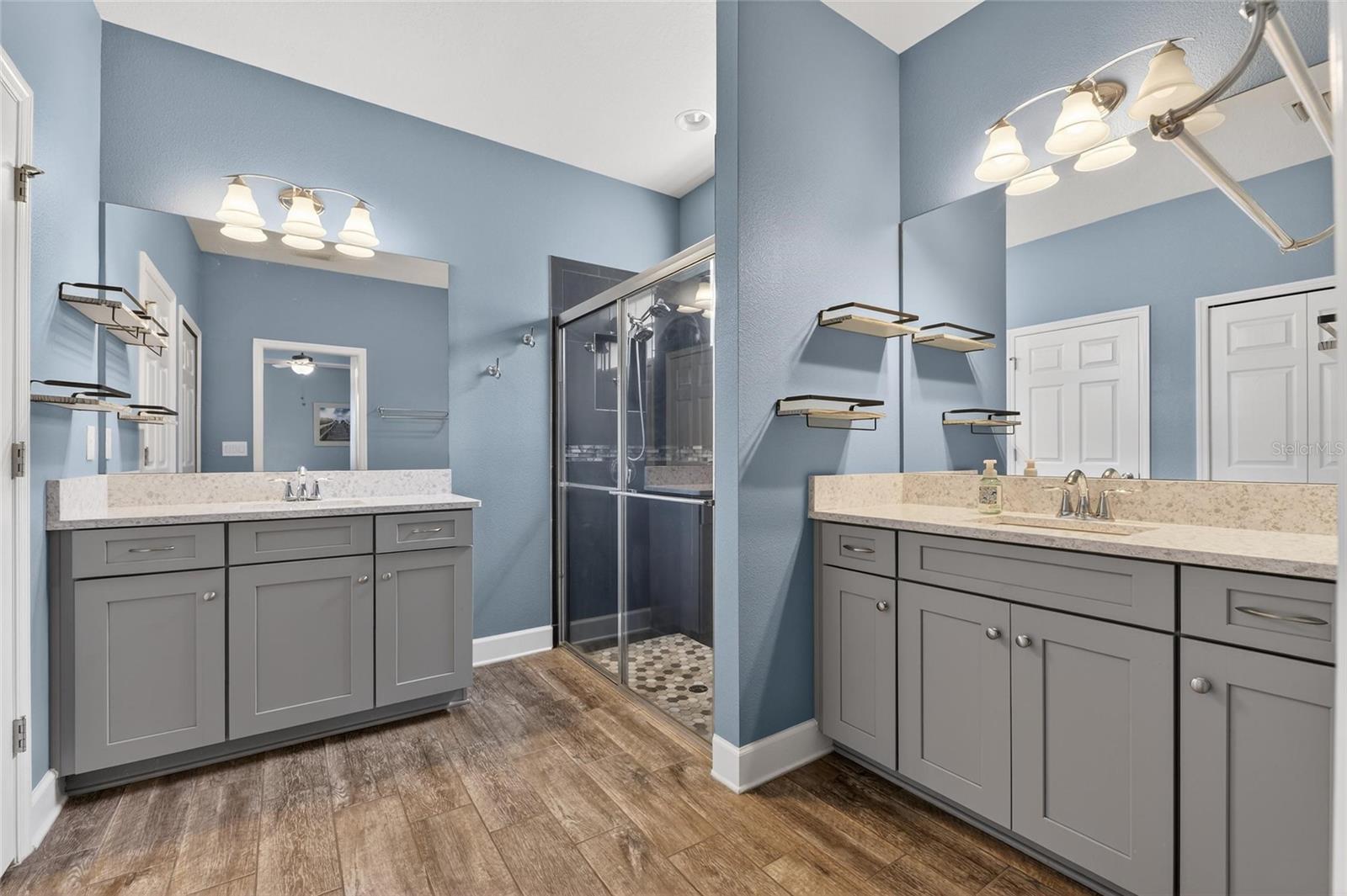 ADMIRAL POINTE AT MIRA BAY - Residential