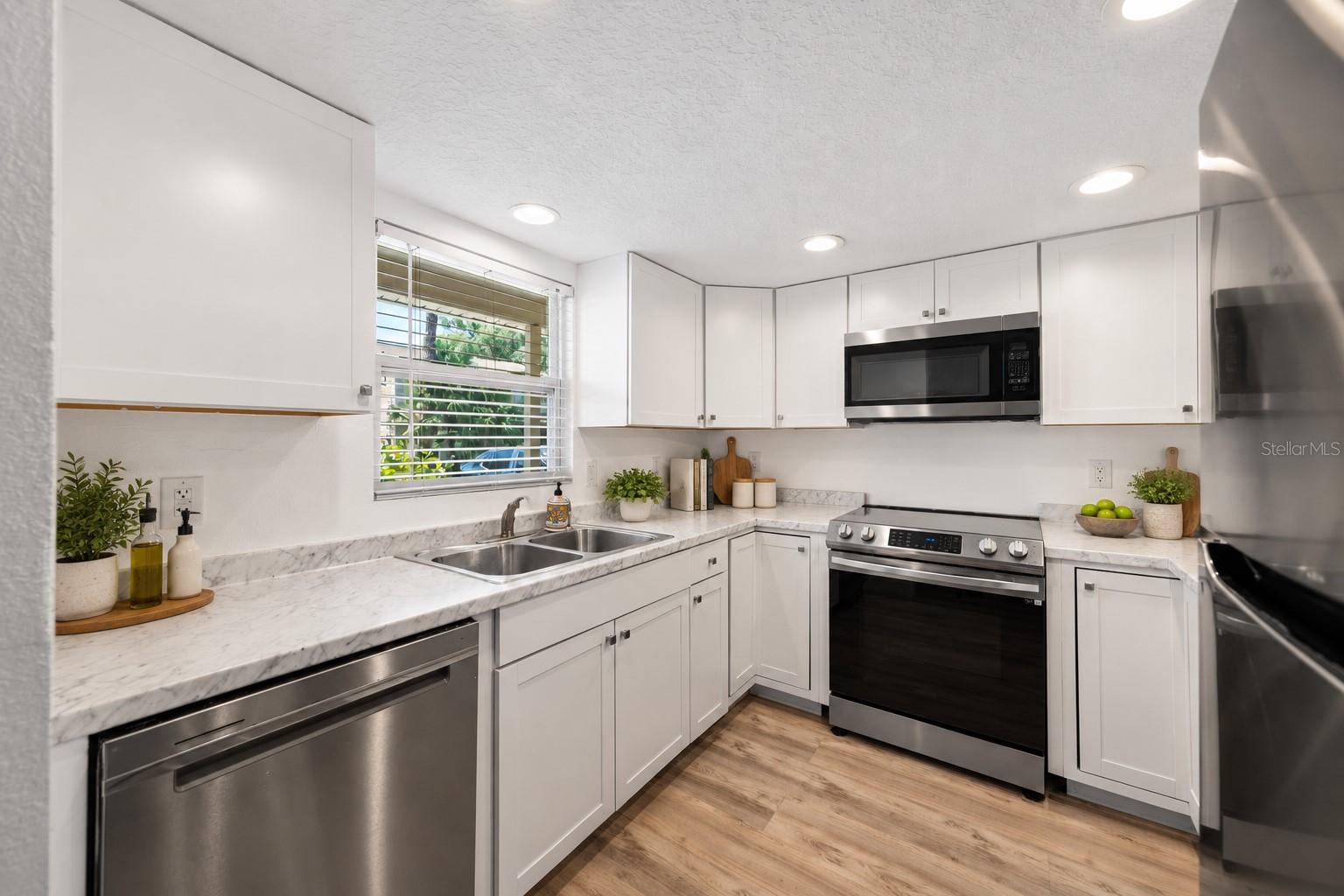 152 DOUGLAS ROAD W A
