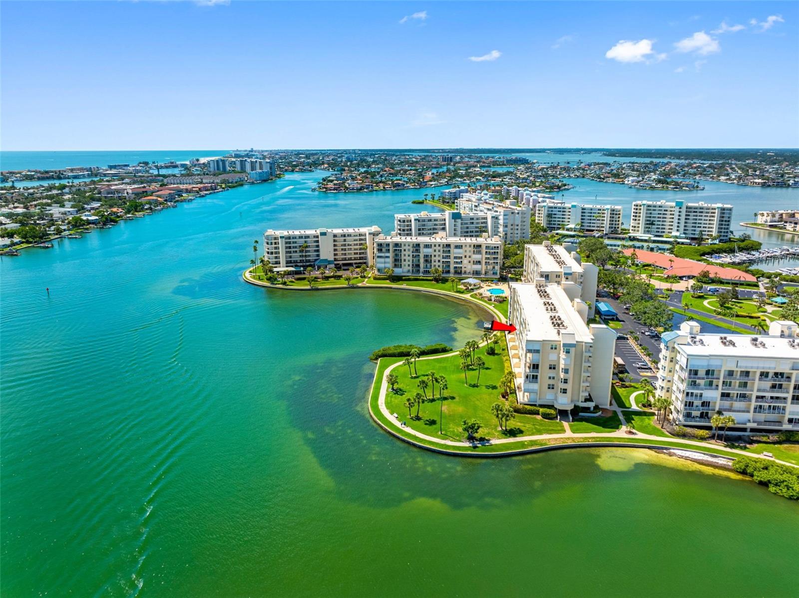 HARBOURSIDE CONDO - Residential