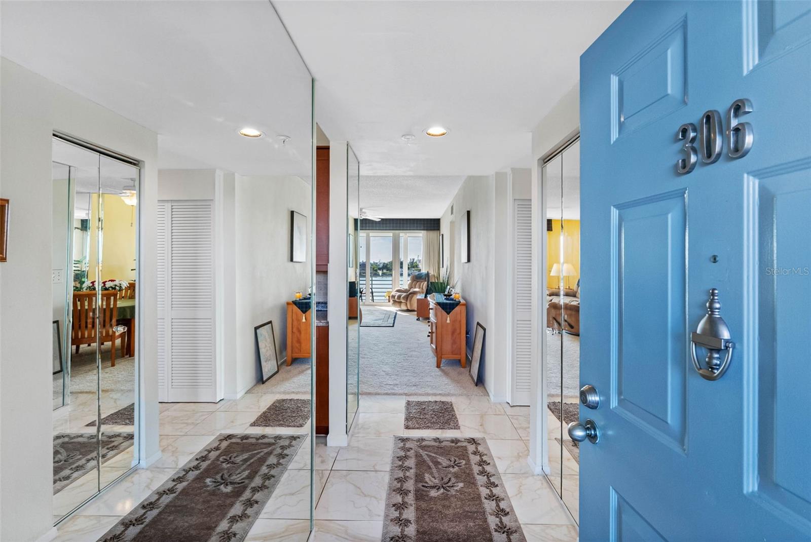 HARBOURSIDE CONDO - Residential