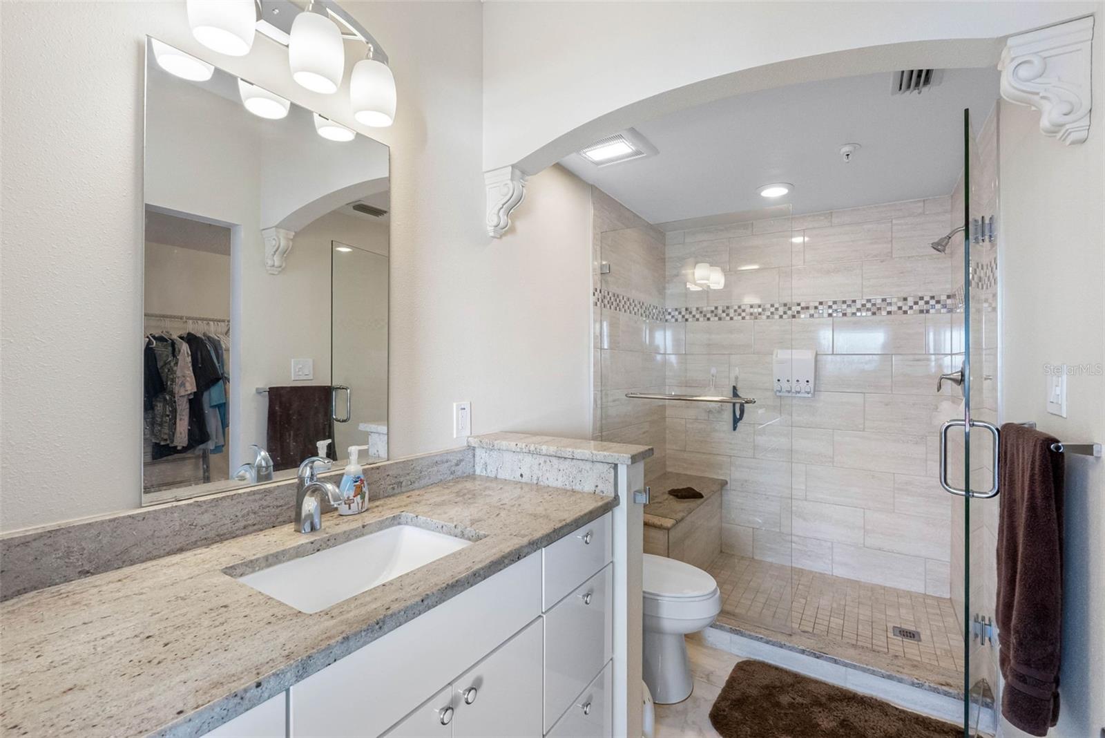 HARBOURSIDE CONDO - Residential