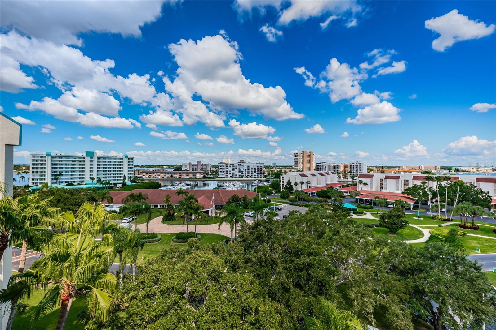 HARBOURSIDE CONDO - Residential