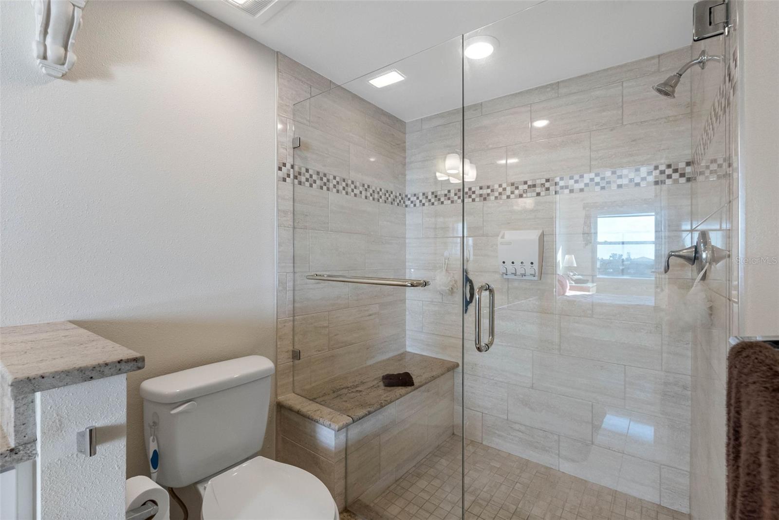 HARBOURSIDE CONDO - Residential