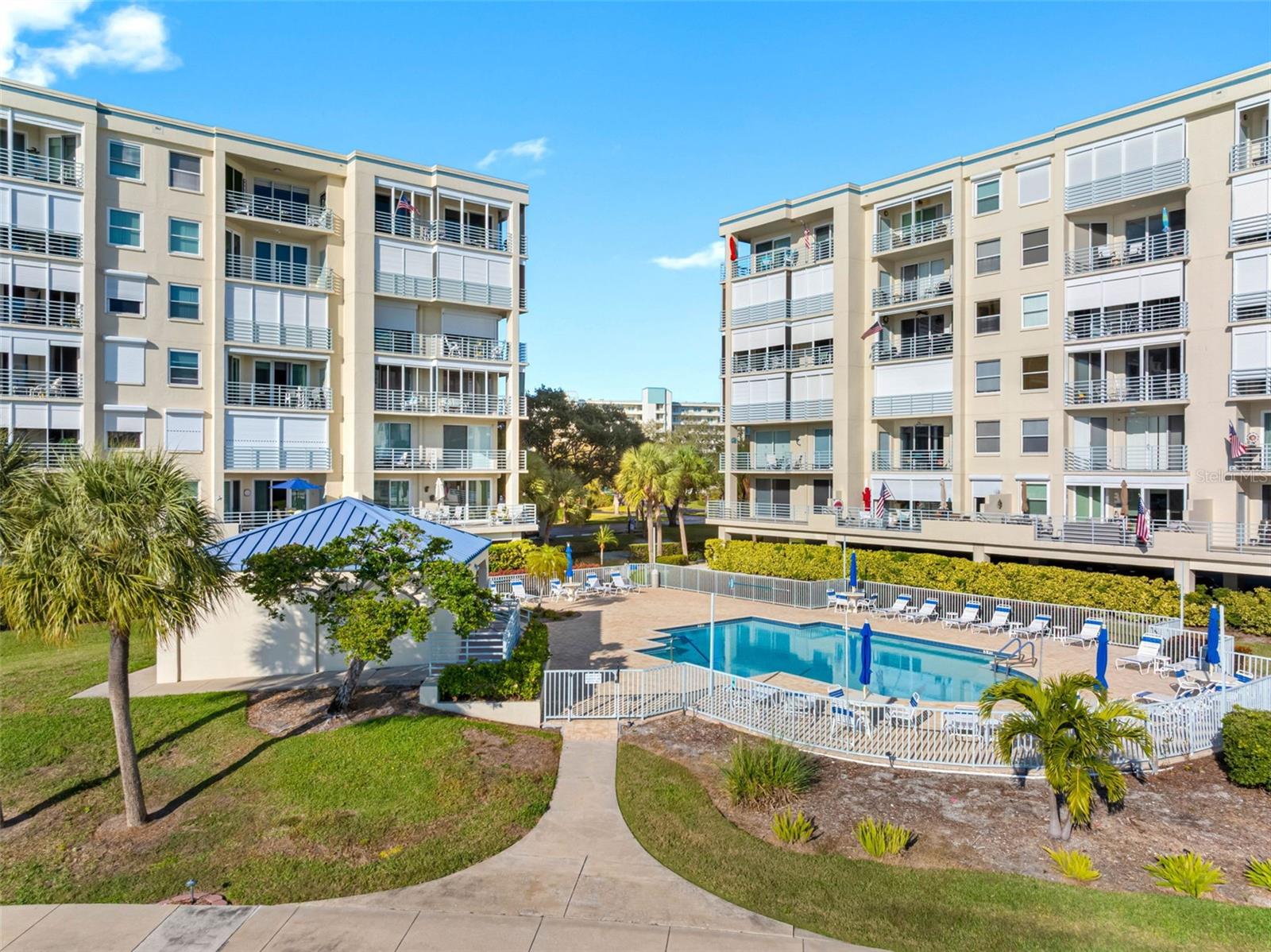 HARBOURSIDE CONDO - Residential