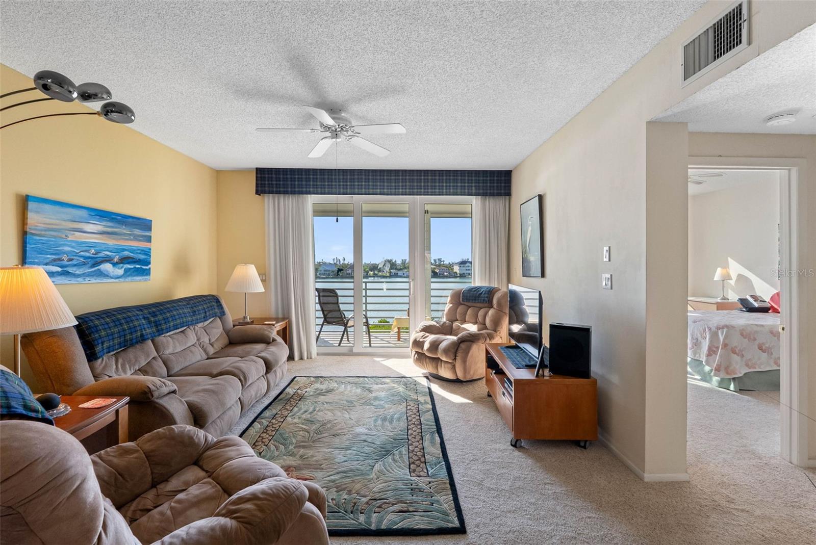 HARBOURSIDE CONDO - Residential