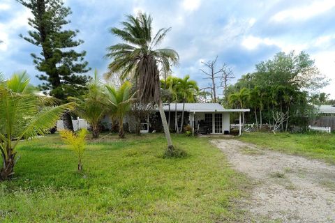 Photo of 16440 Arbor Ridge Drive, Fort Myers, FL 33908 (MLS # TB8496414)