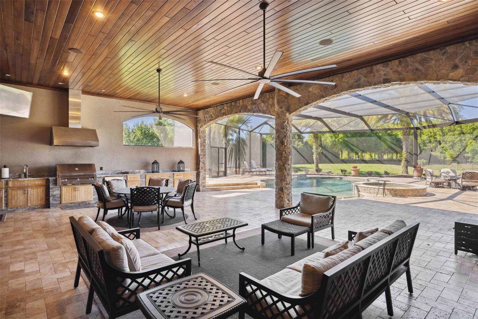 STEEPLECHASE - Residential