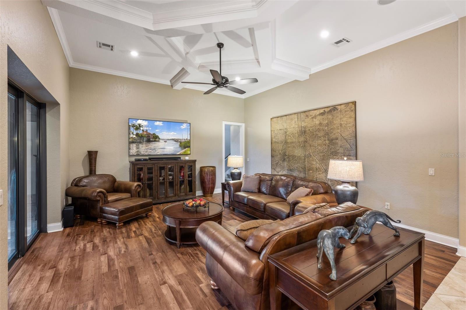 STEEPLECHASE - Residential