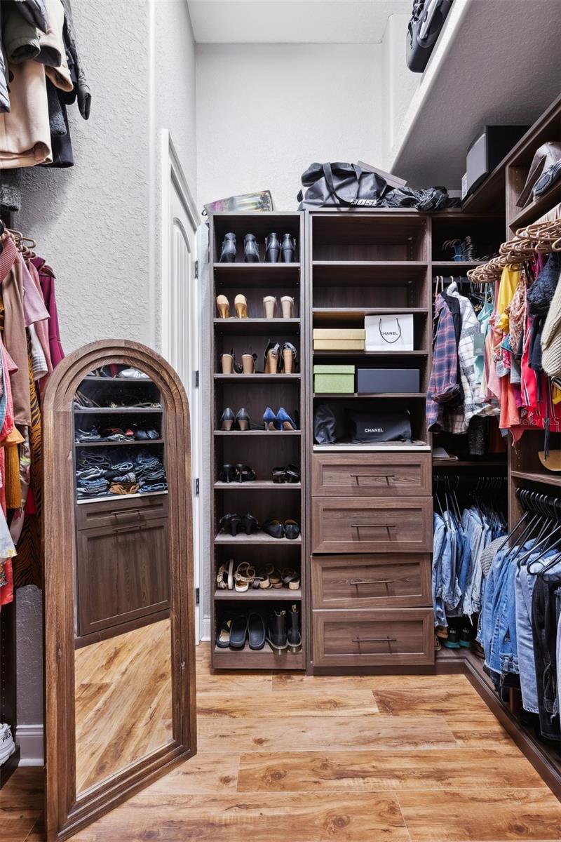 STEEPLECHASE - Residential