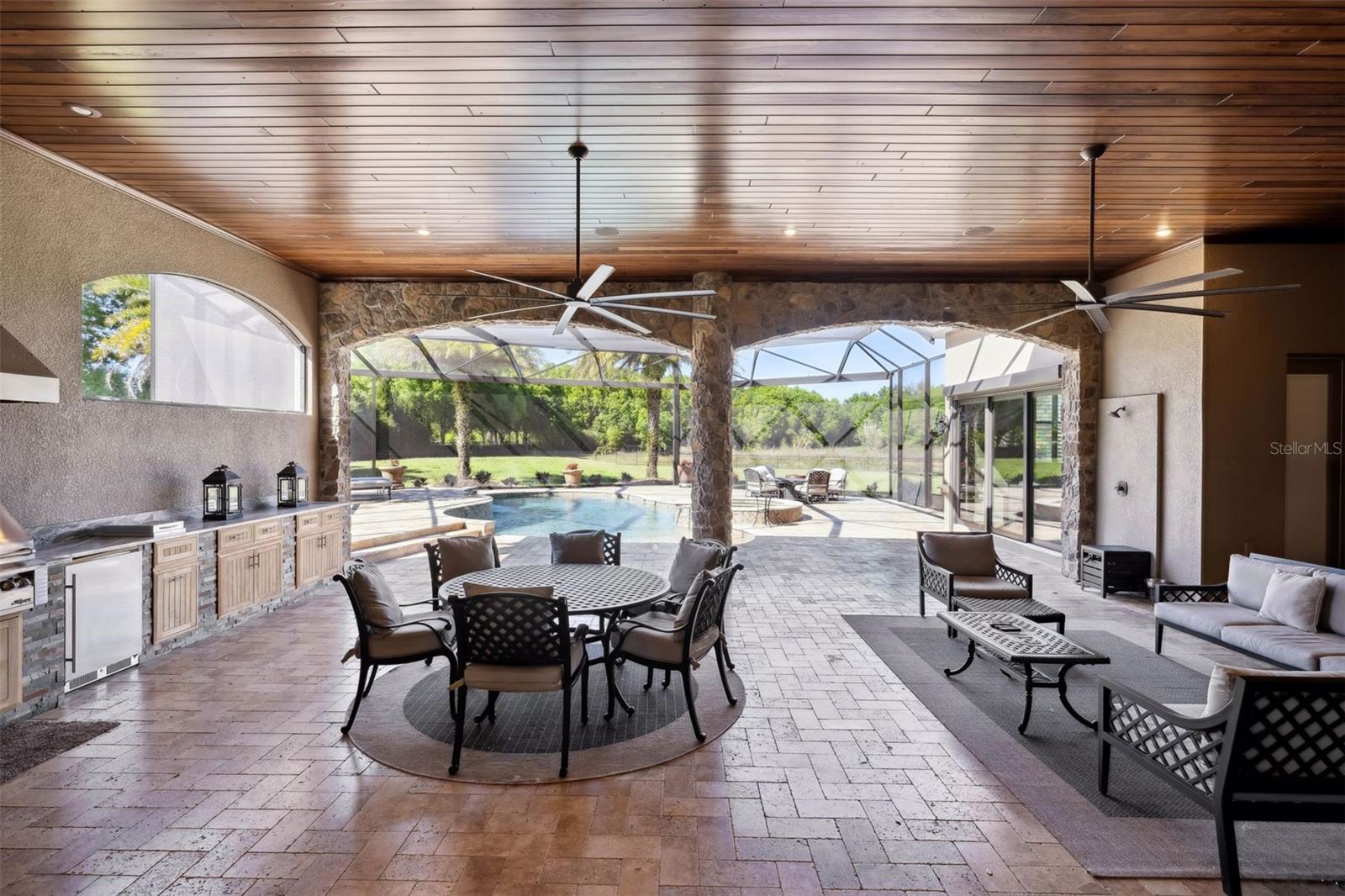 STEEPLECHASE - Residential