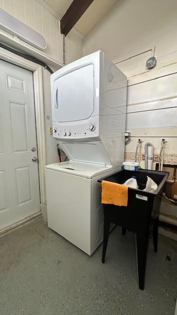 SUN N LAKES - Residential