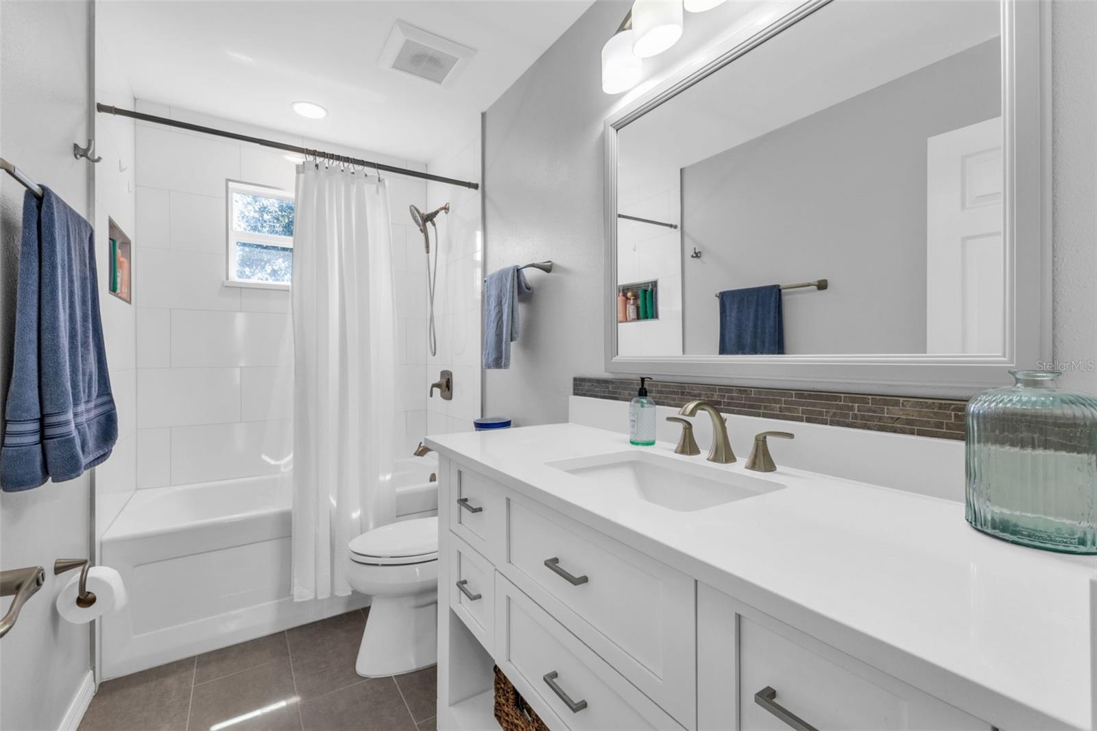 PUNTA GORDA ISLES SEC 20 - Residential