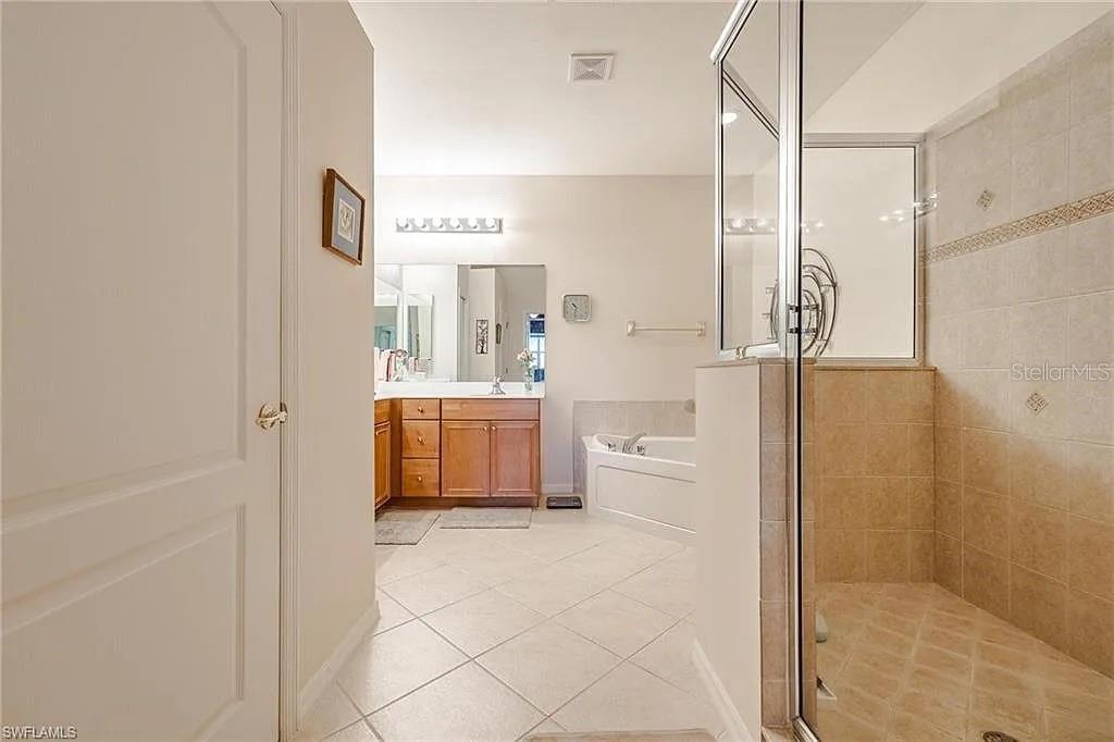 COACH HOMES I/MOODY RIVER ESTATES - Residential