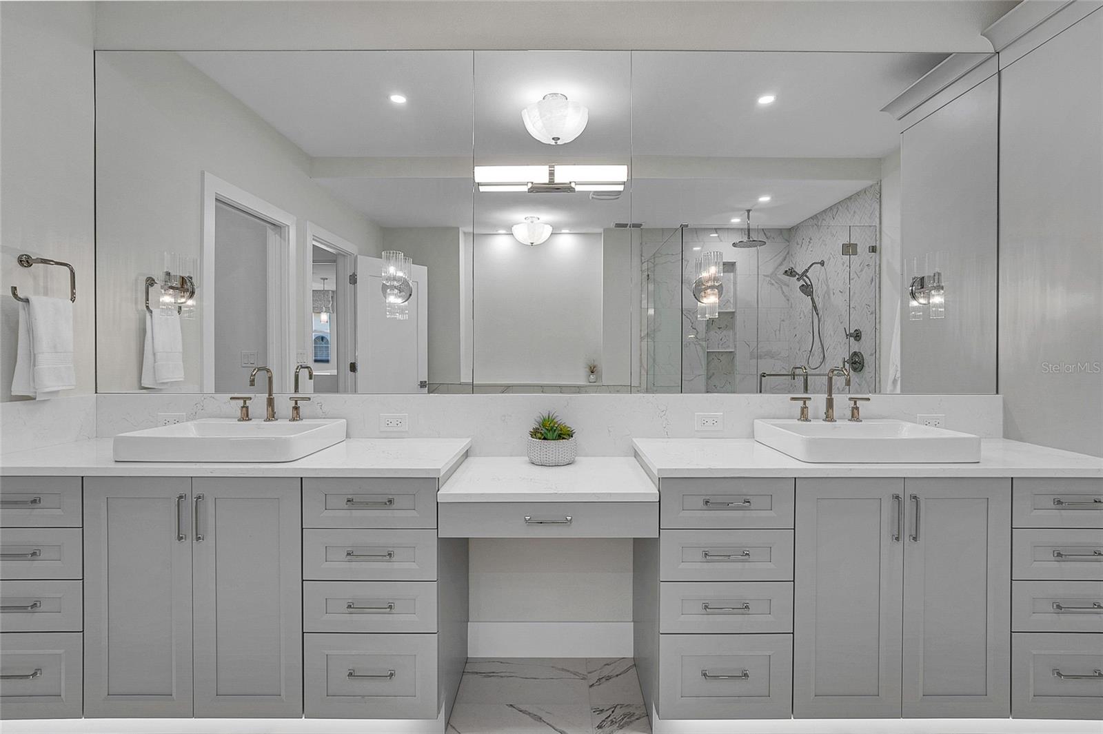 QUIET COVE - Residential