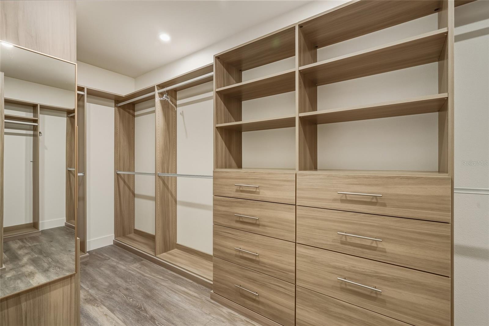 QUIET COVE - Residential