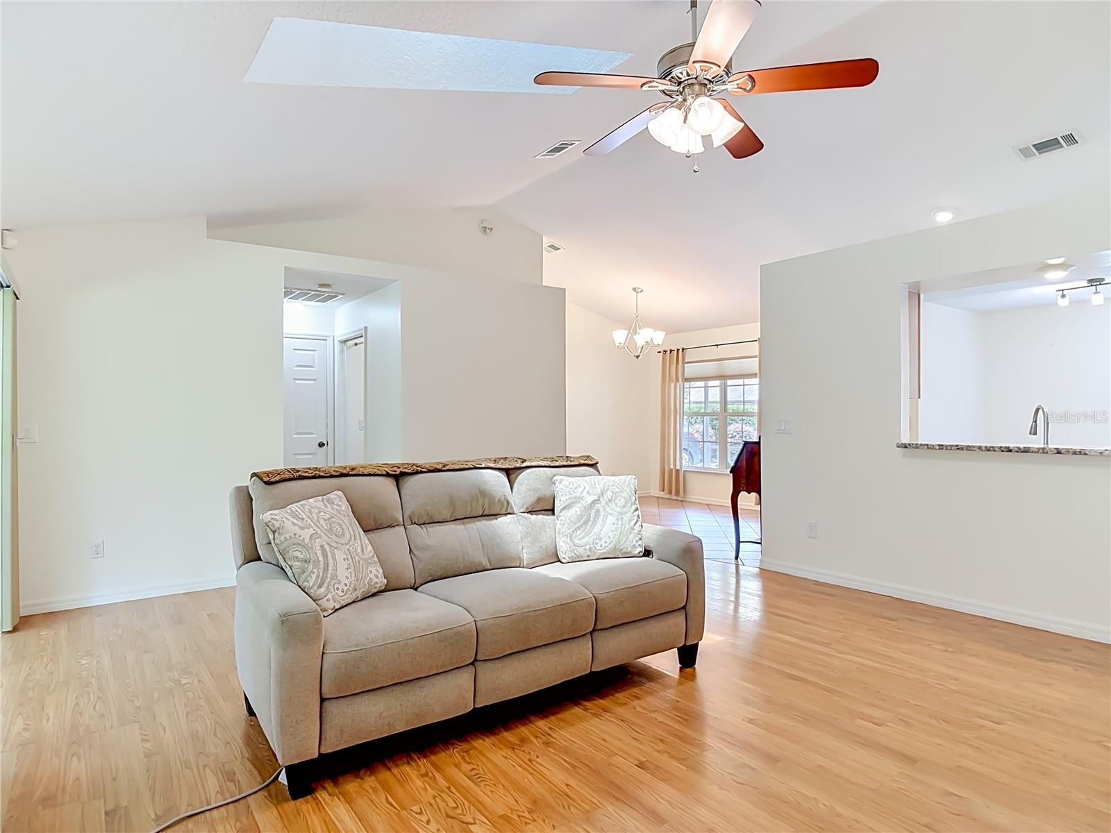 TRAILS WEST PH 01 UNIT 10 - Residential