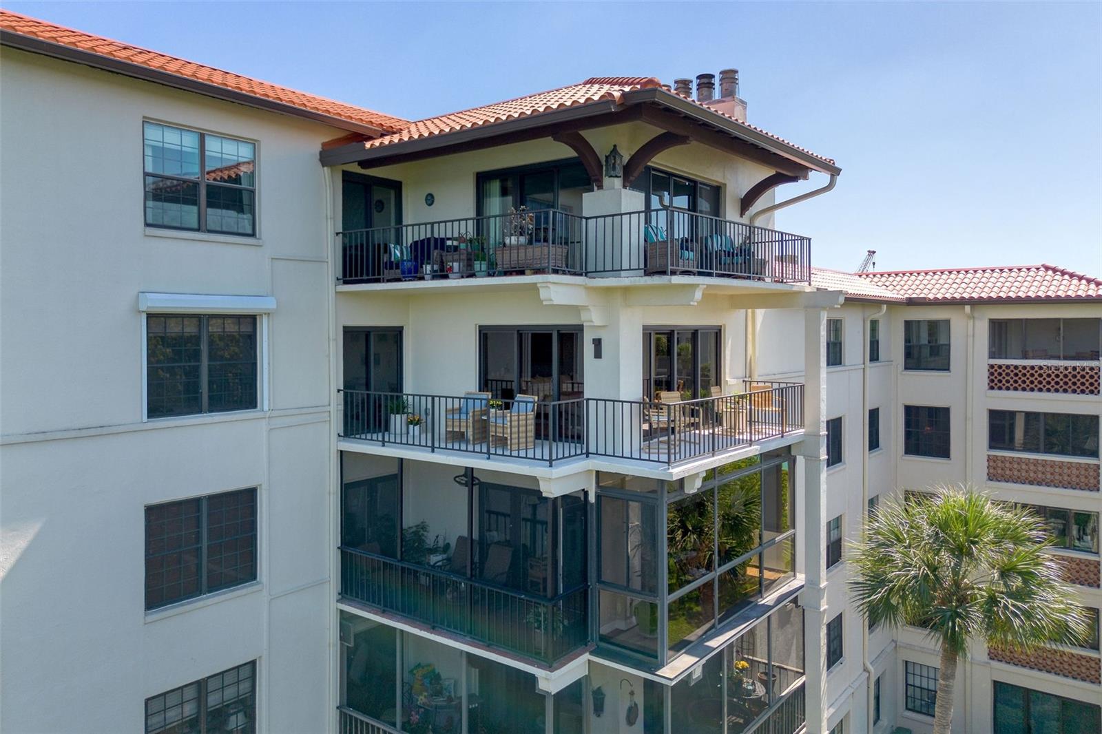 CLOISTERS CONDO - Residential