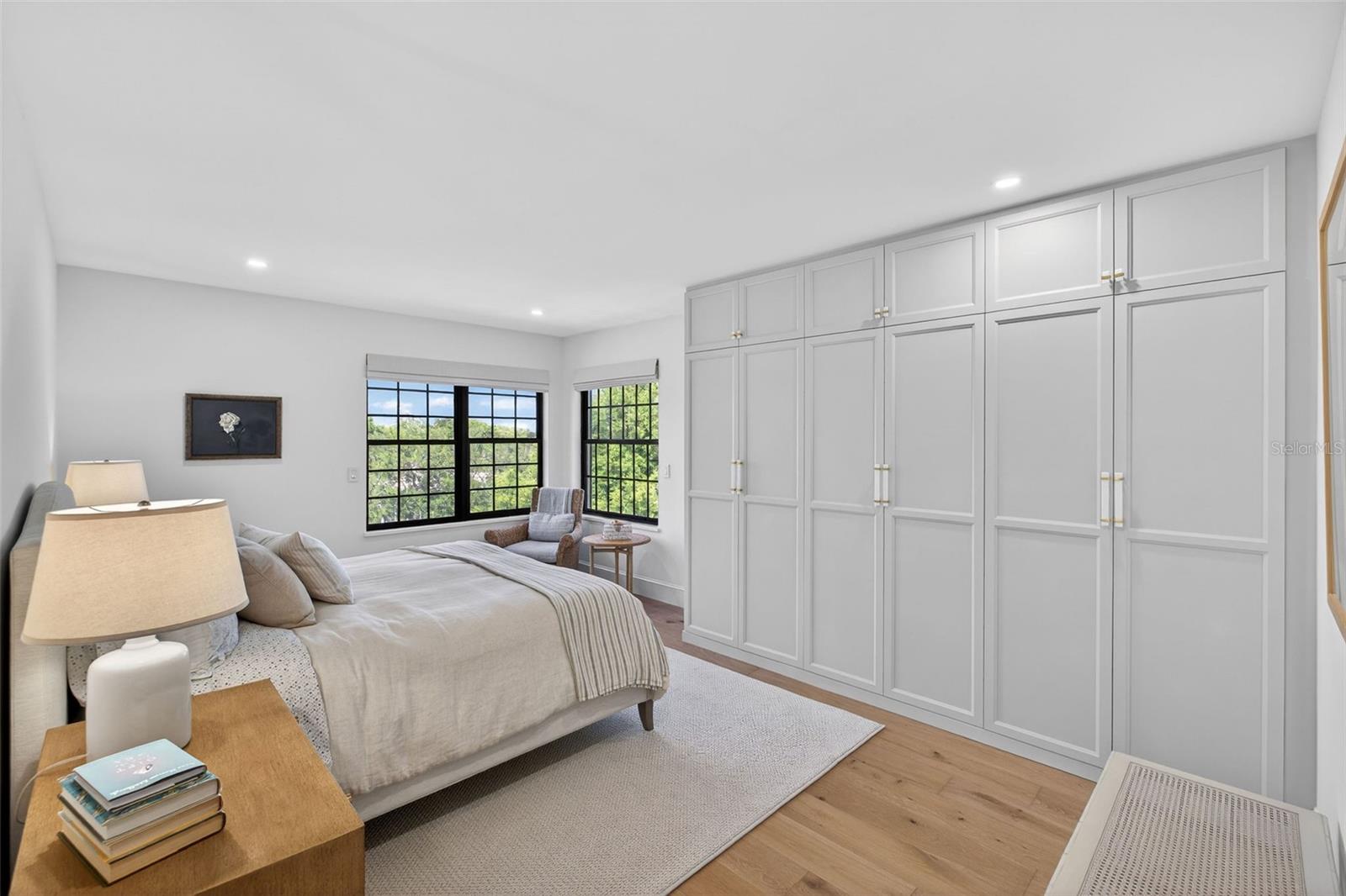 CLOISTERS CONDO - Residential