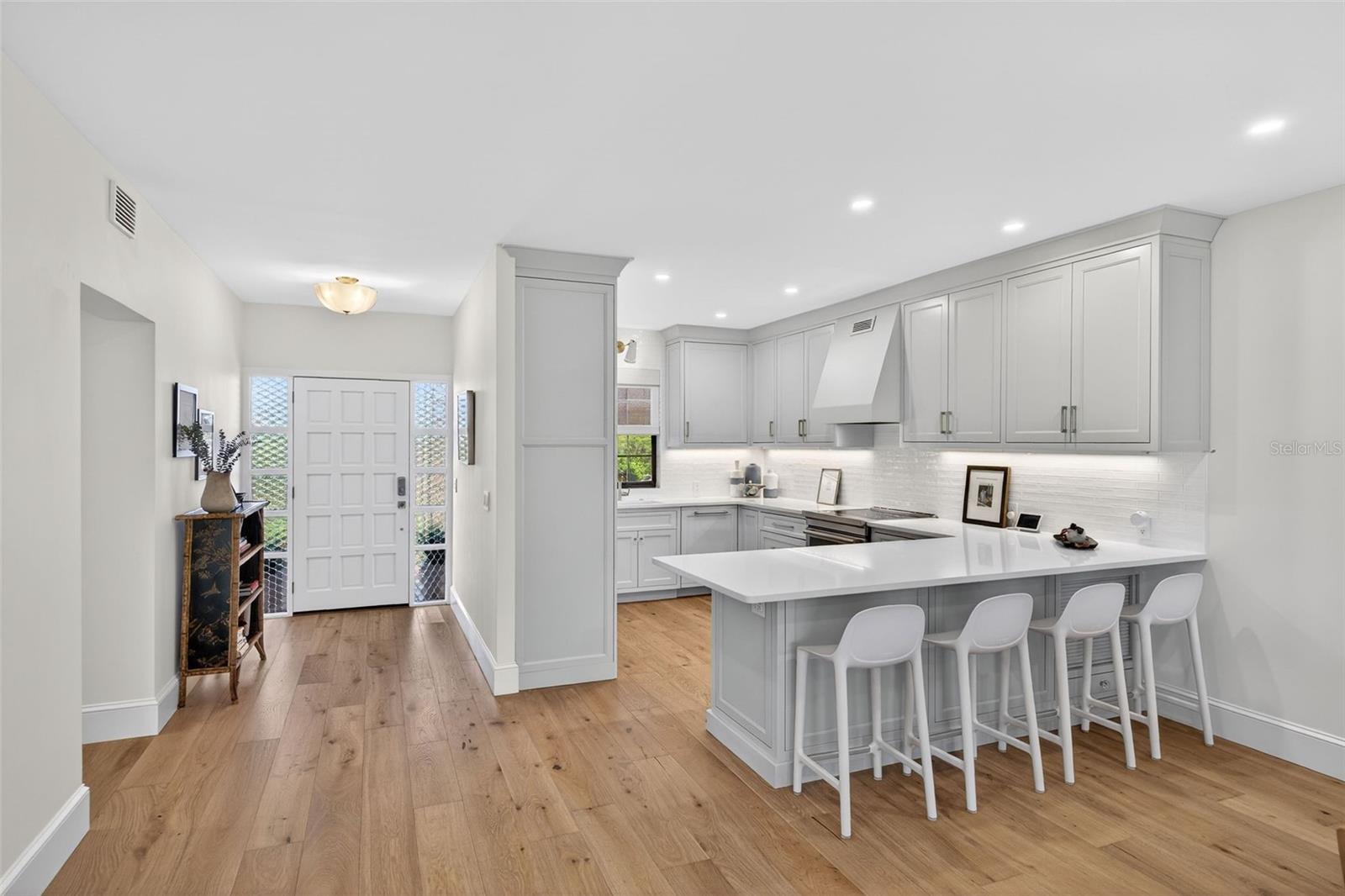 CLOISTERS CONDO - Residential