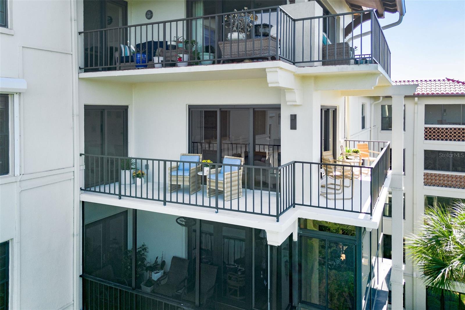 CLOISTERS CONDO - Residential