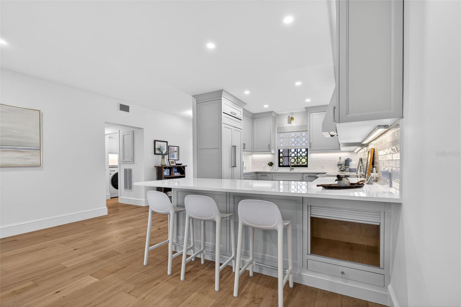 CLOISTERS CONDO - Residential