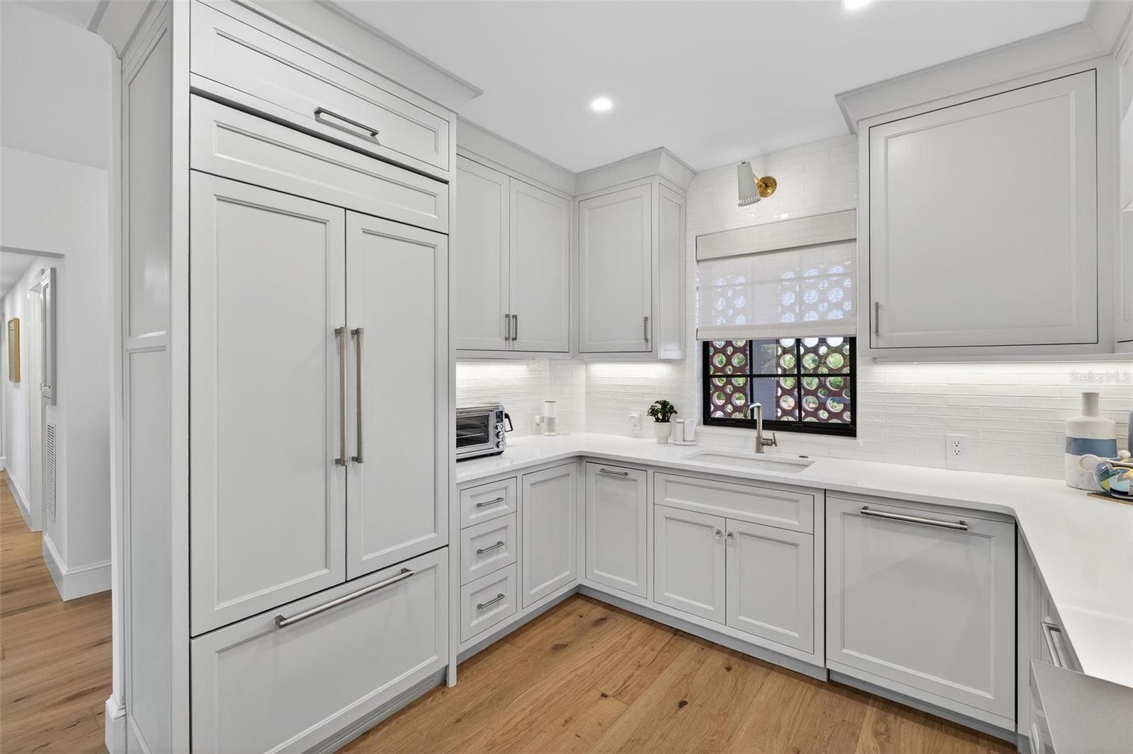 CLOISTERS CONDO - Residential