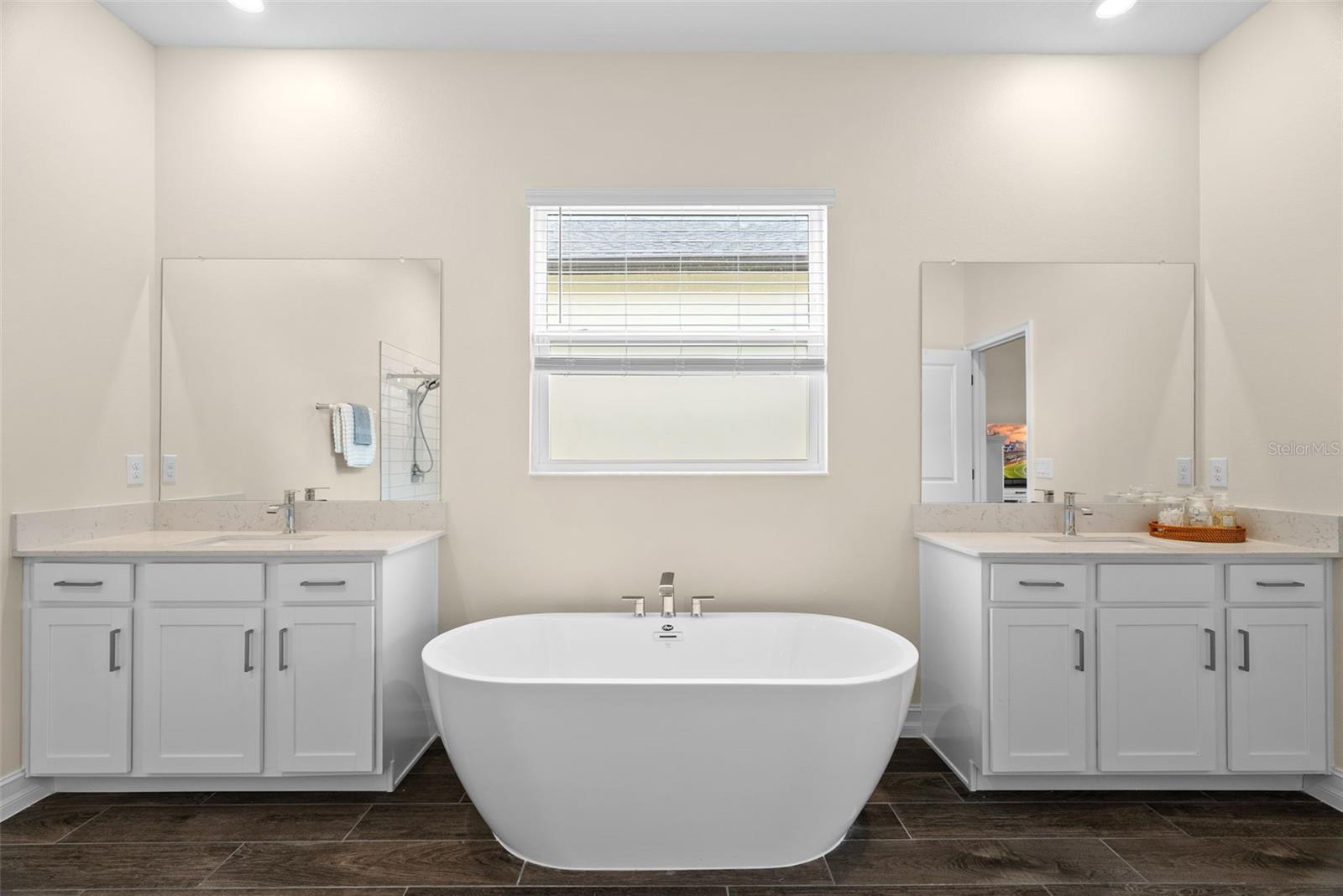 CONNERTON VILLAGE 4 PH 1 - Residential