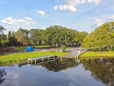 A home in LAND O LAKES