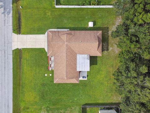 A home in LAND O LAKES