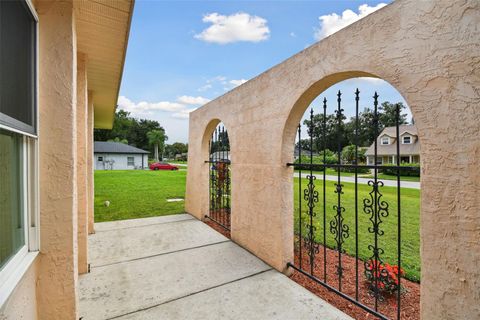 A home in LAND O LAKES