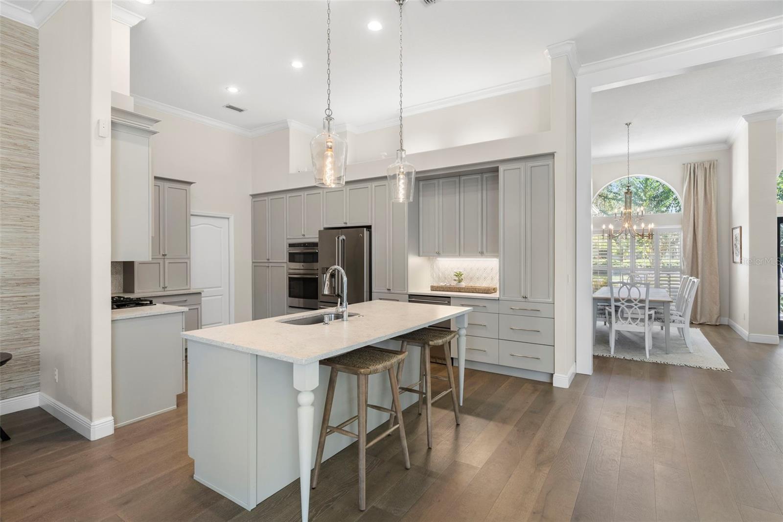 TAMPA PALMS - Residential