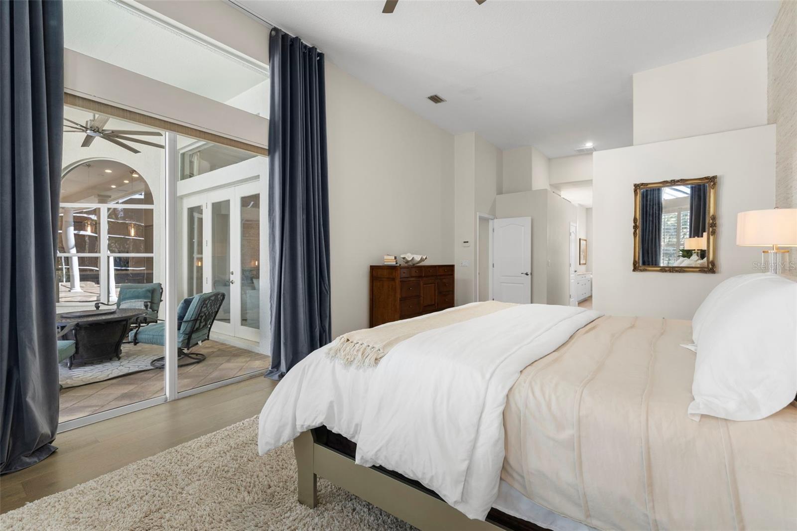 TAMPA PALMS - Residential