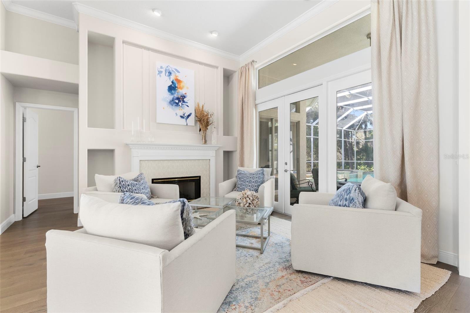 TAMPA PALMS - Residential