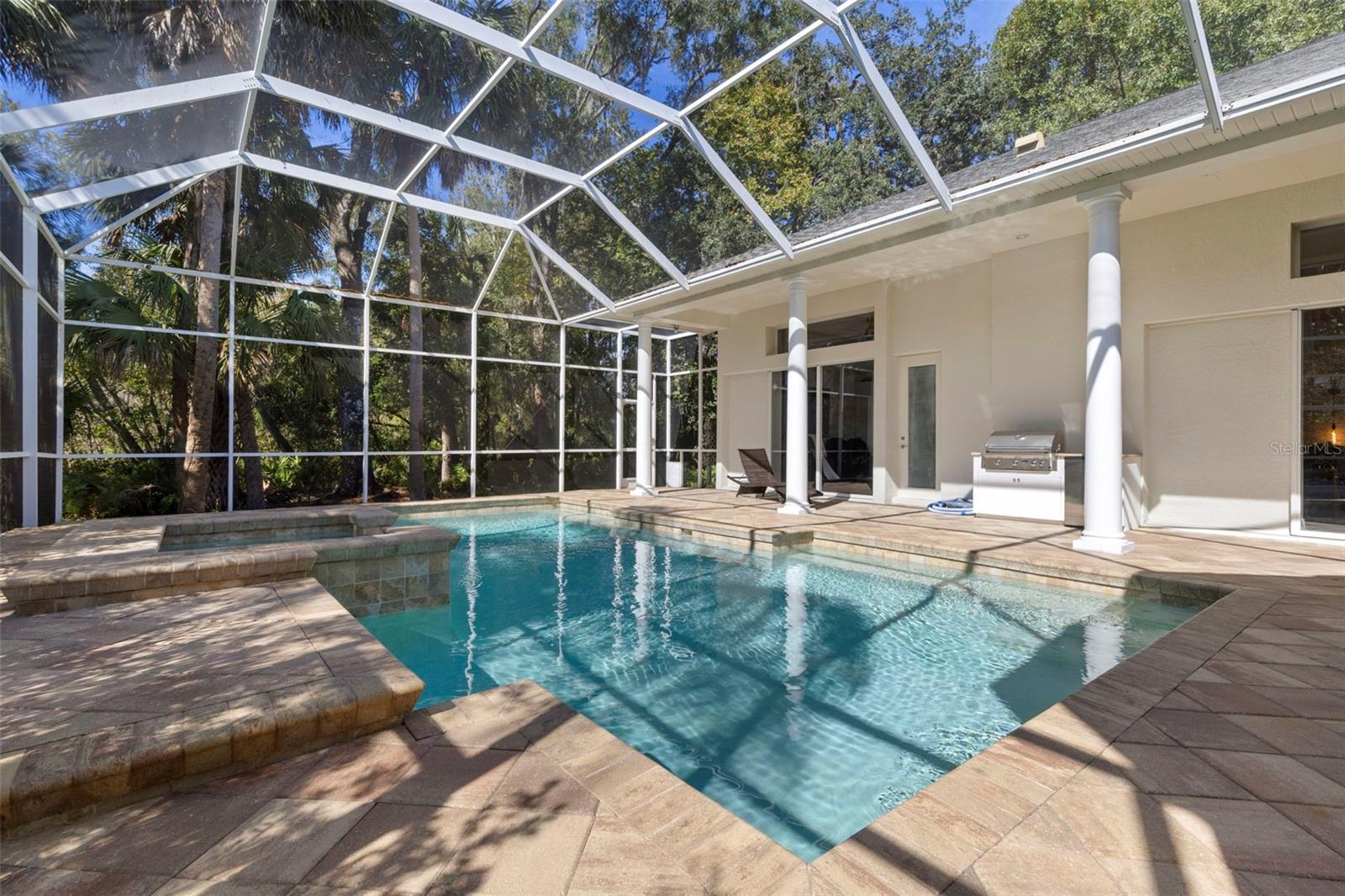 TAMPA PALMS - Residential