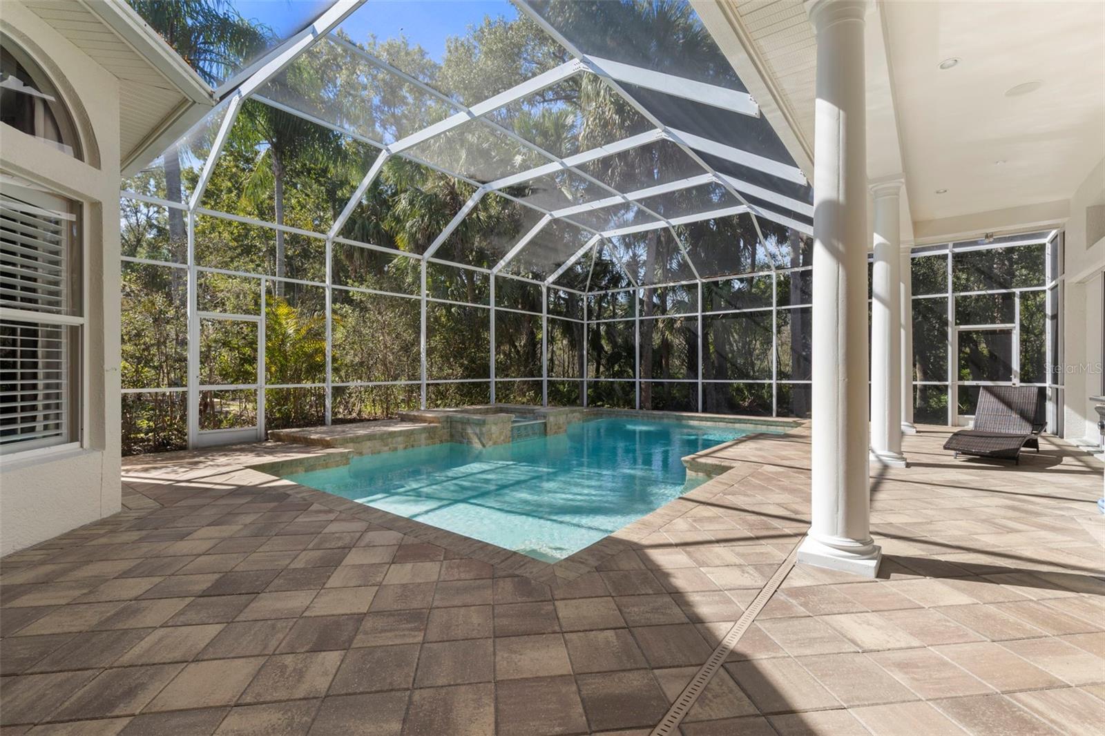 TAMPA PALMS - Residential