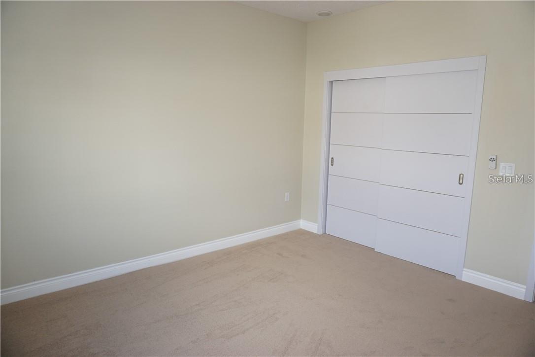 FAIRWAY VILLAS-PH 2 - Residential Lease