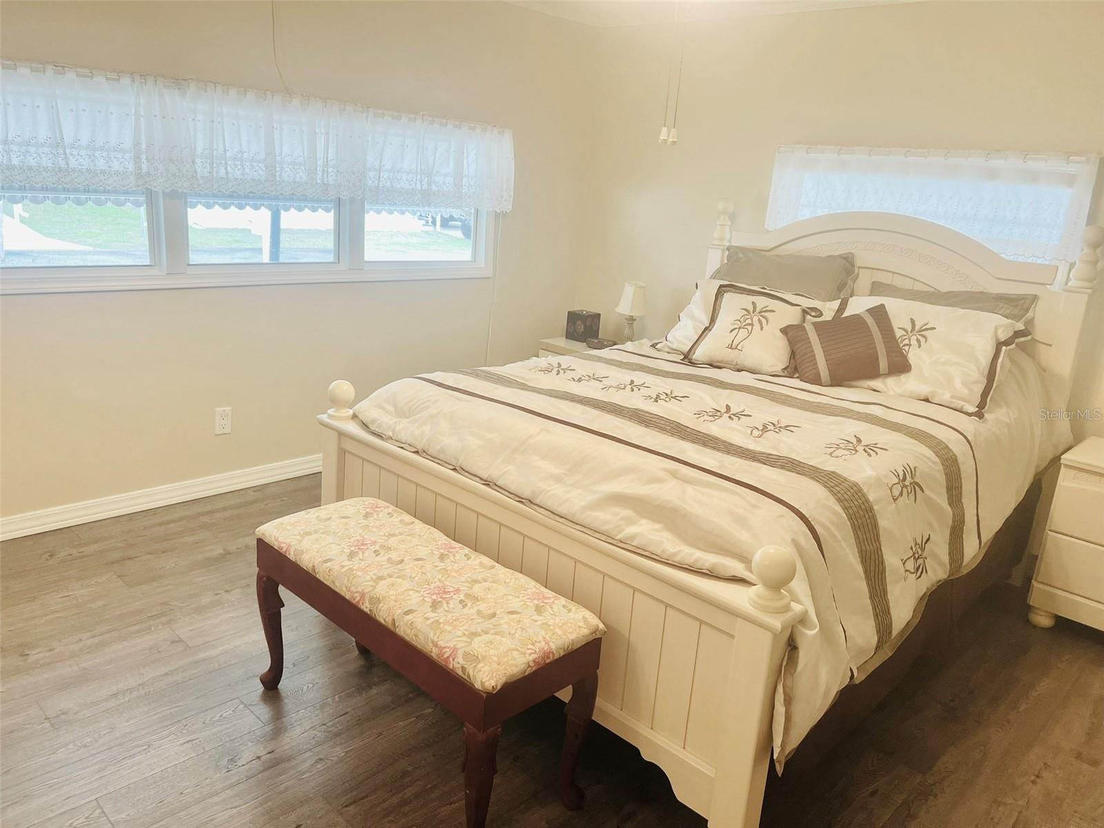 VENETIAN ESTATES - Residential