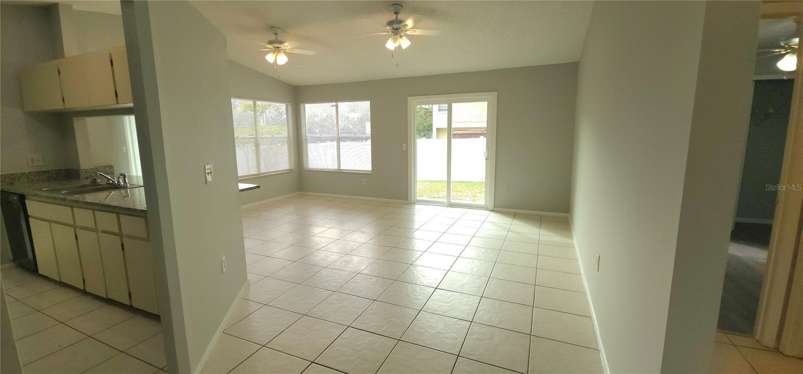 ORANGE RIVER ESTATES UNIT III - Residential Lease