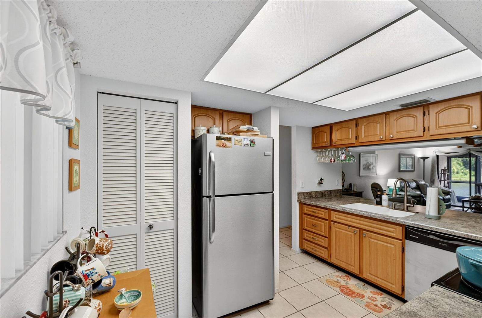 TALA LAKES PH 04 BLDG F 01 - Residential