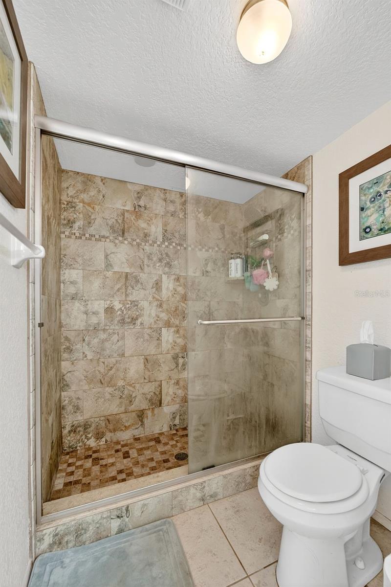 TALA LAKES PH 04 BLDG F 01 - Residential