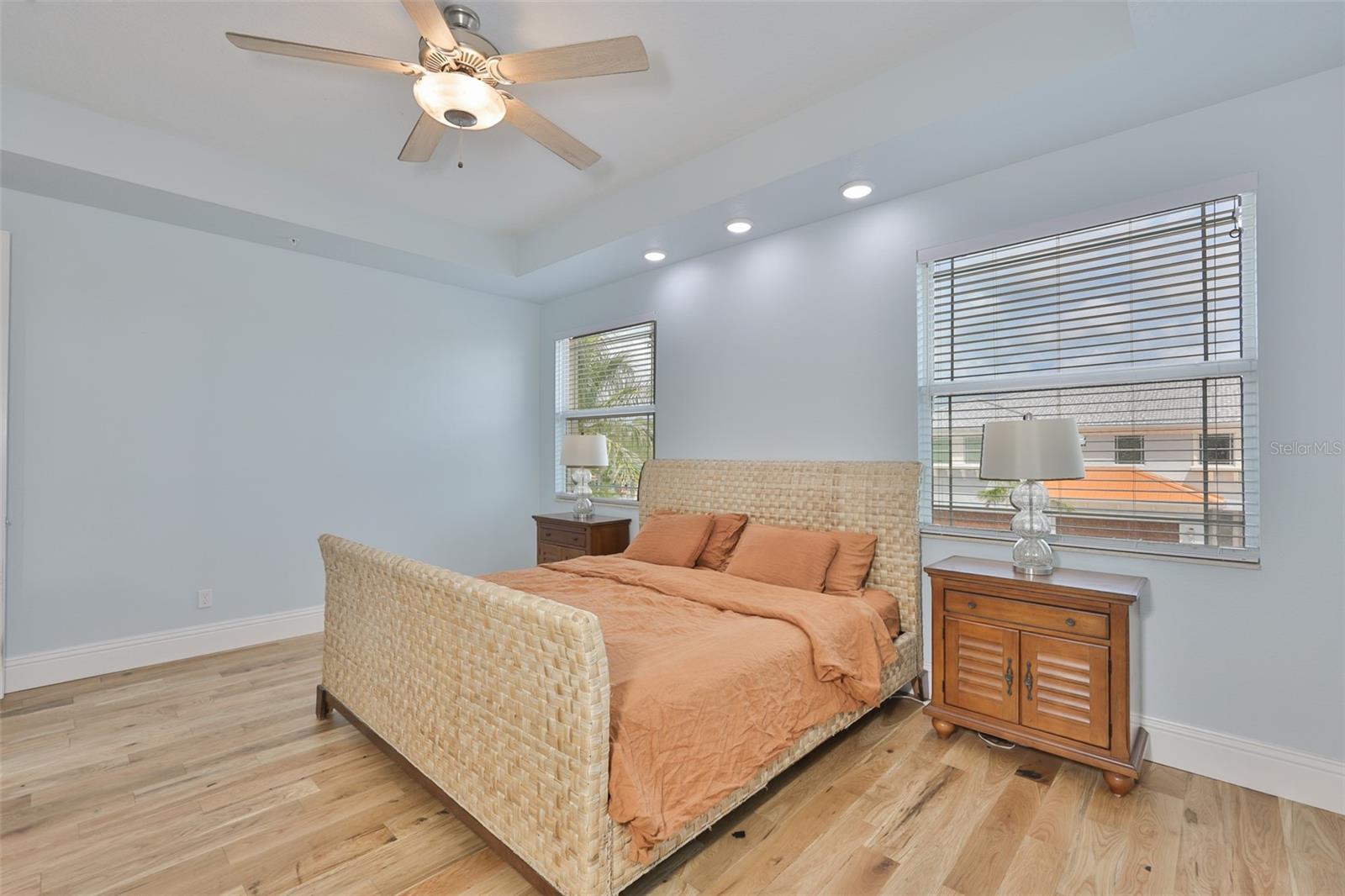 HIDDEN CREEK AT LAKEWOOD RANCH - Residential