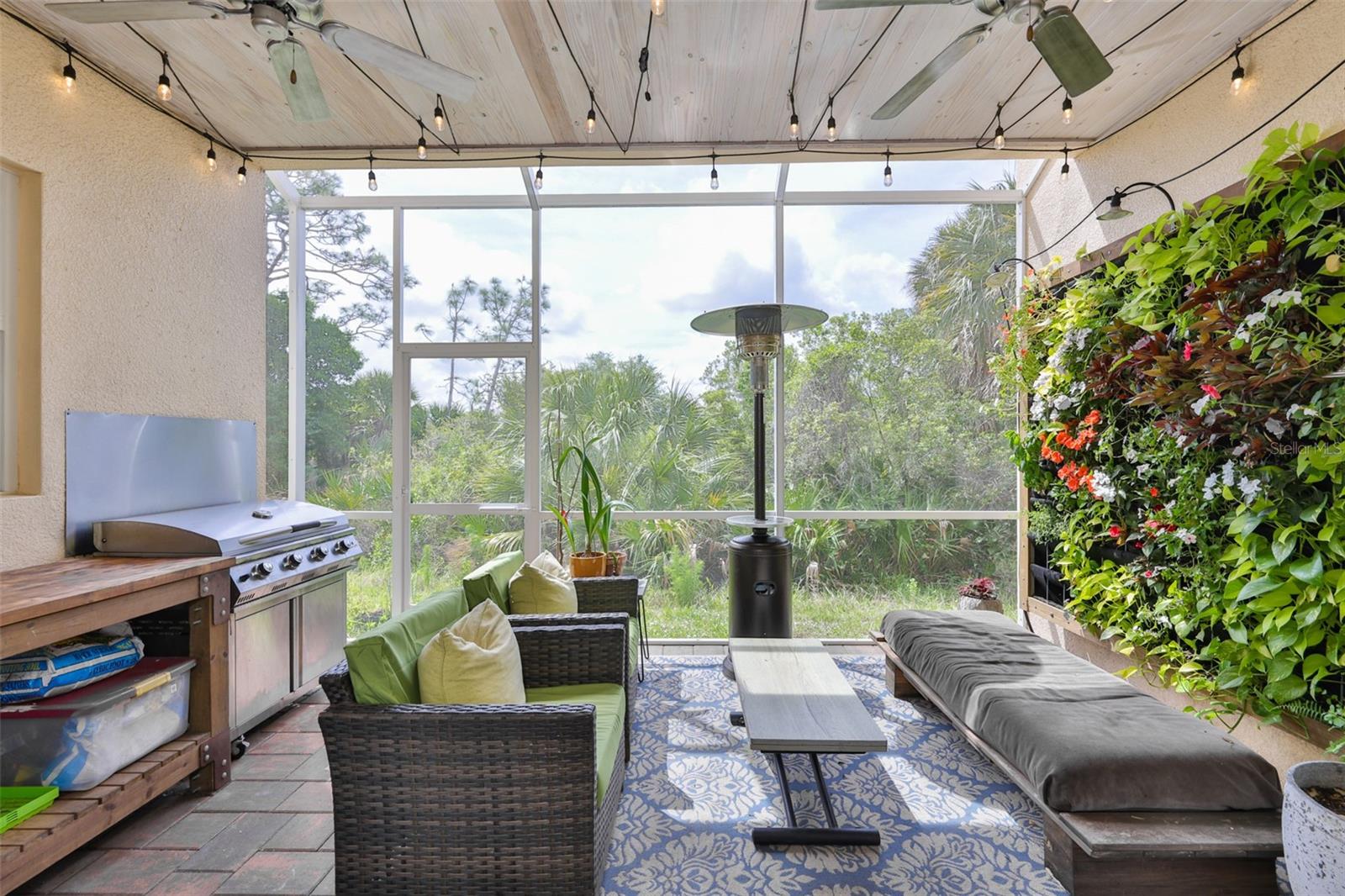 HIDDEN CREEK AT LAKEWOOD RANCH - Residential