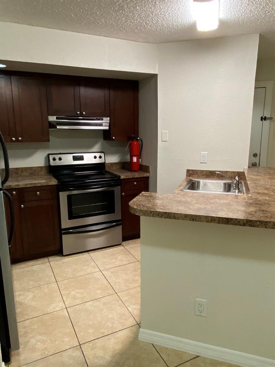 VENETIAN PLACE - Residential Lease