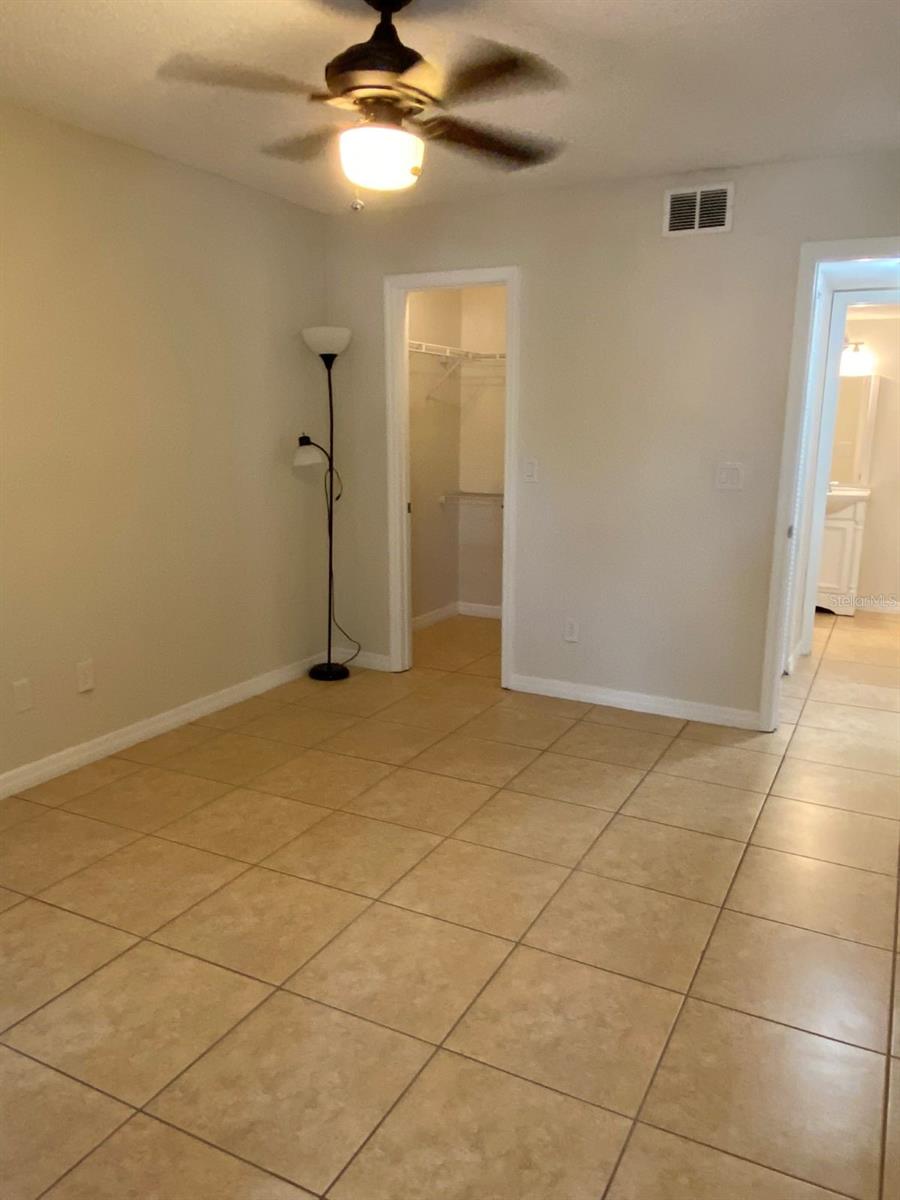 VENETIAN PLACE - Residential Lease