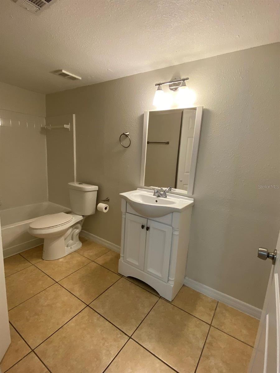 VENETIAN PLACE - Residential Lease