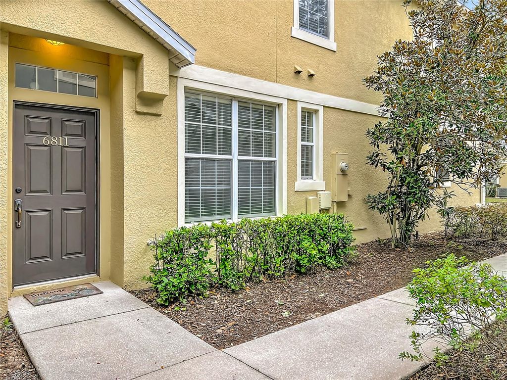 Photo of 6811 Breezy Palm Drive, Riverview, FL 33578 (MLS # TB8455882)