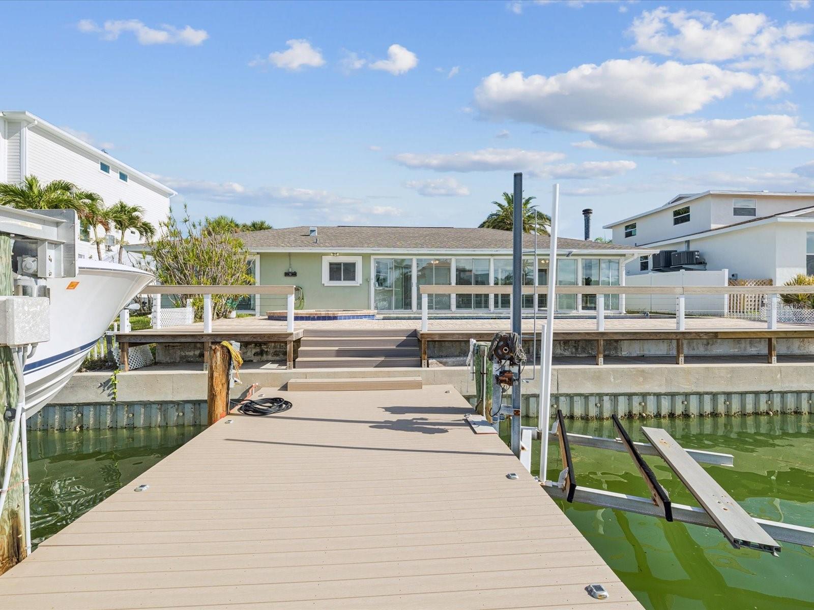 ISLAND ESTATE - Residential